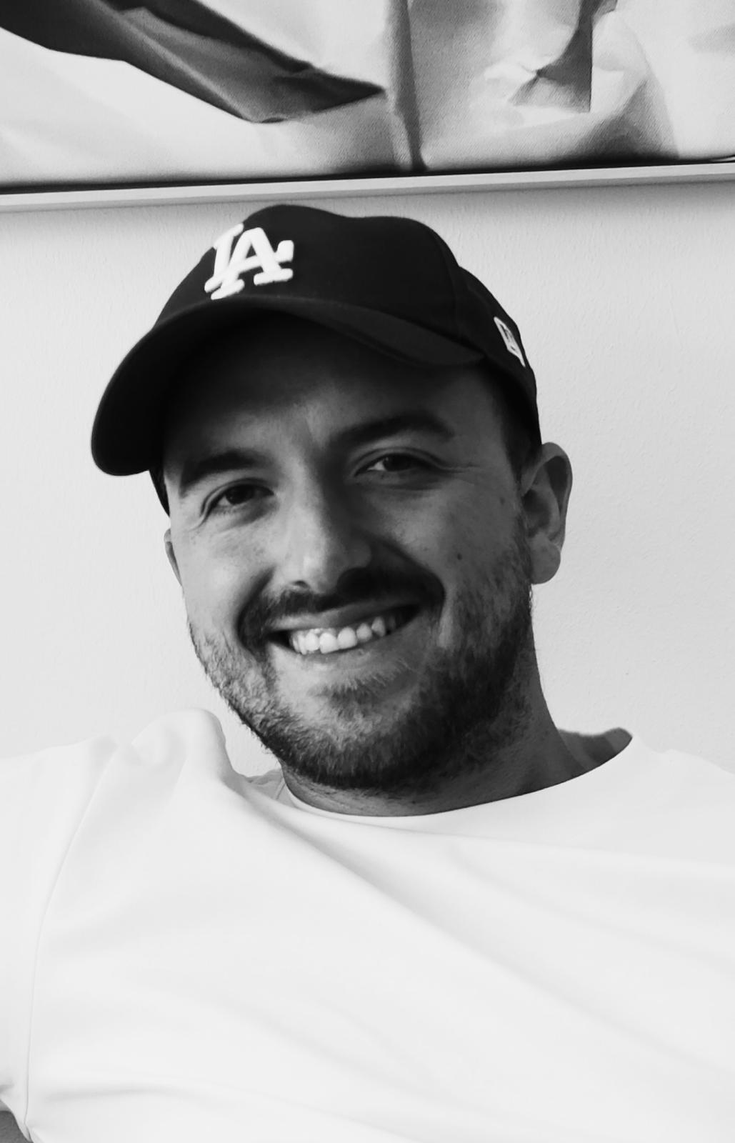 Alex Schnapka mit schwarzer Cap